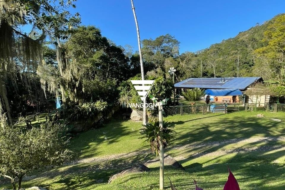 Chácara 3 dormitórios , Nova Esperança - Balneário Camboriú