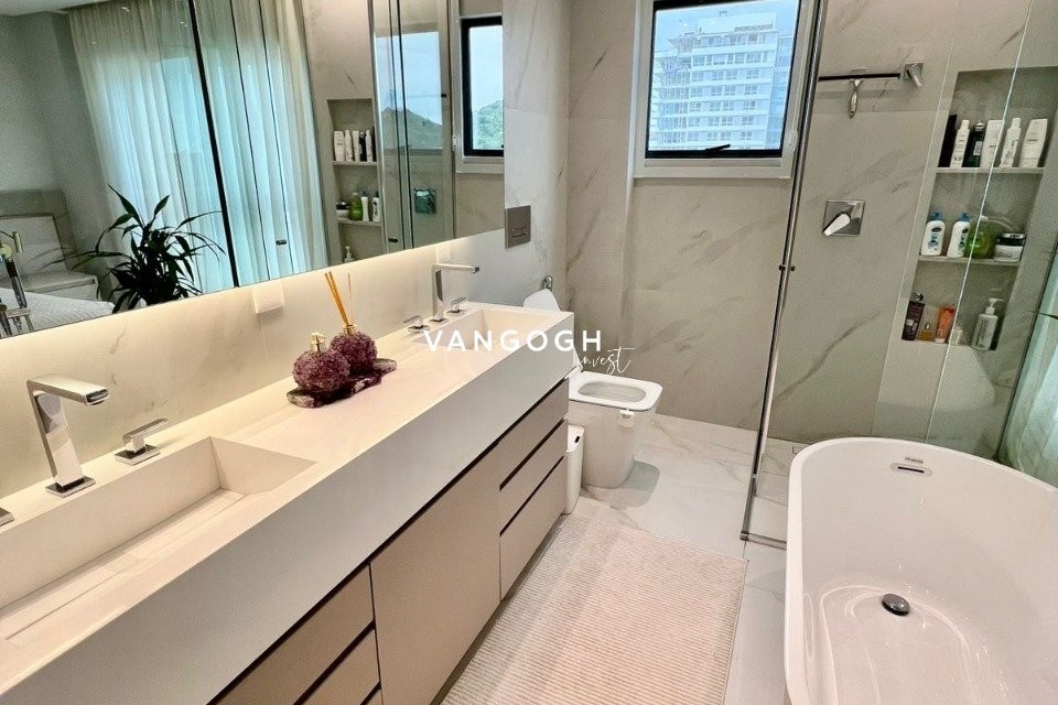 Apartamento 3 dormitórios Surfers Paradise Residence, Praia Brava - Itajaí