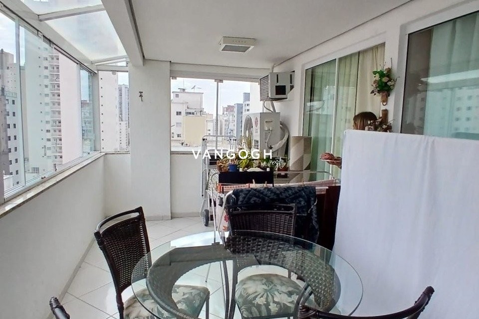Apartamento 3 dormitórios Residence Piet Mondrian, Centro - Balneário Camboriú