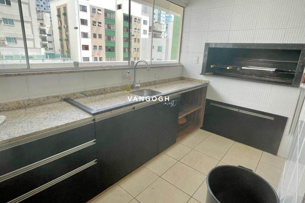 Apartamento 3 dormitórios Residence Piet Mondrian, Centro - Balneário Camboriú