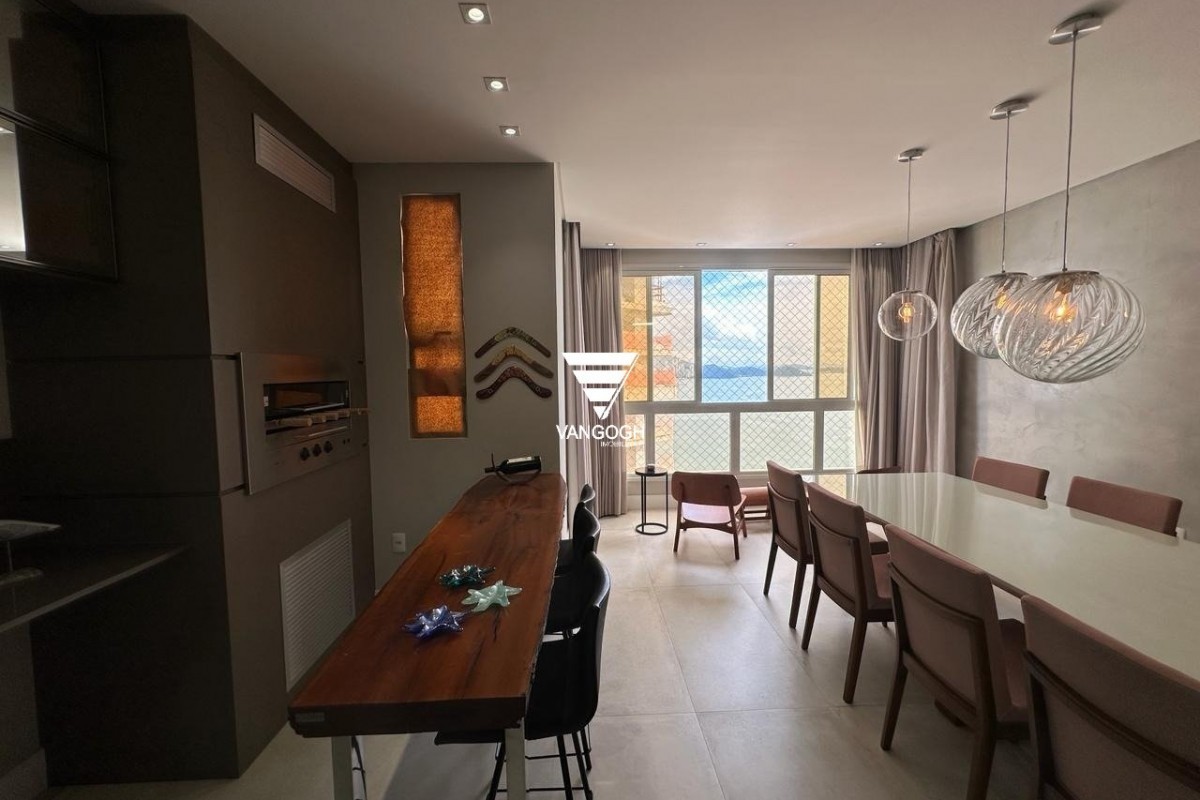 Apartamento 4 dormitórios Via Marina, Quadra Mar - Balneário Camboriú