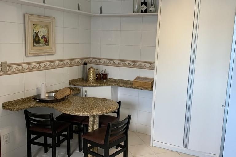 Apartamento 3 dormitórios Monte Olympo, Frente Mar - Balneário Camboriú