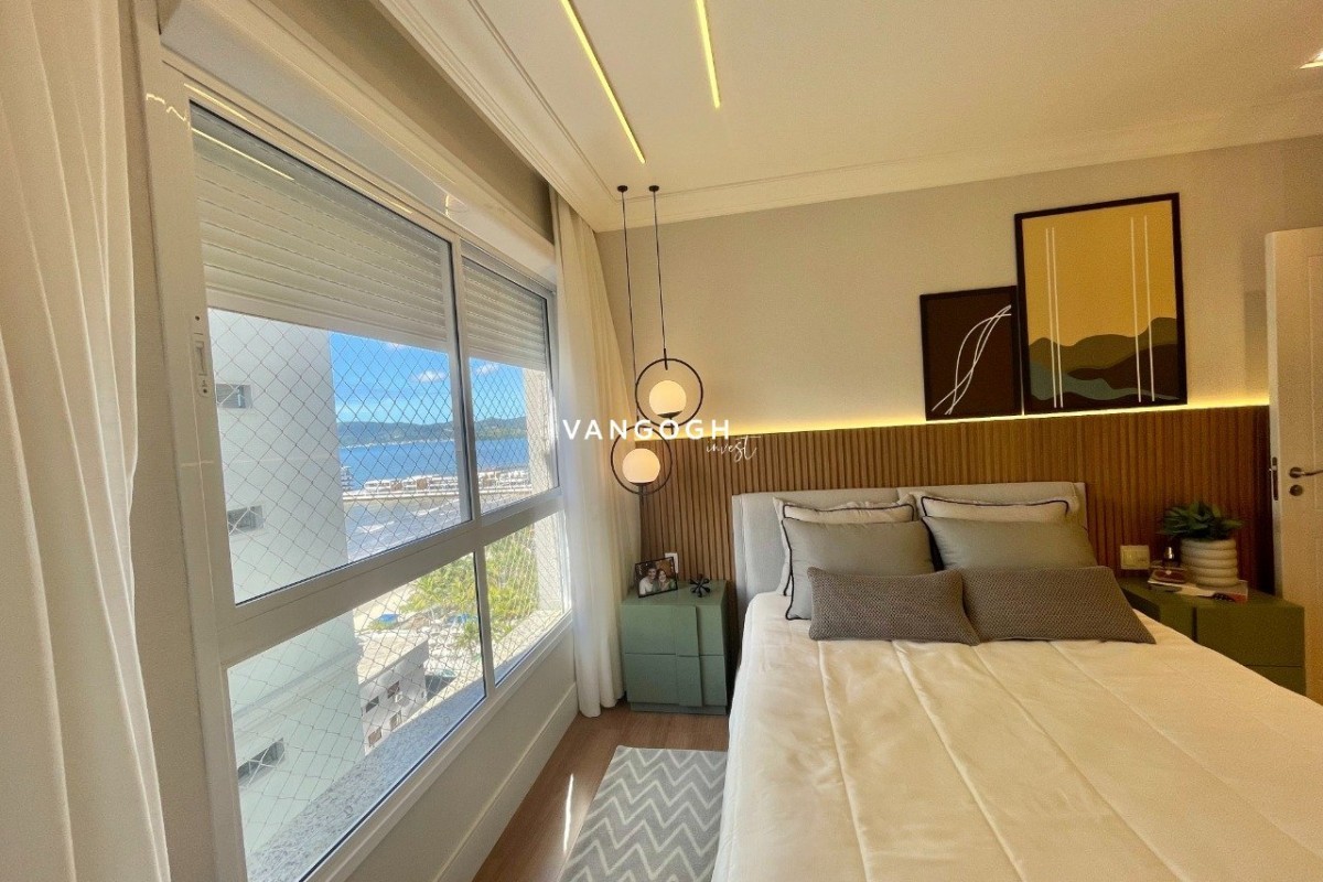 Apartamento 4 dormitórios Marie Antoinette, Meia Praia - ITAPEMA