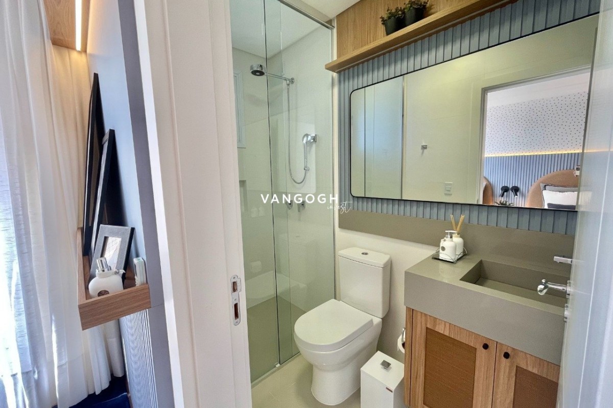 Apartamento 4 dormitórios Marie Antoinette, Meia Praia - ITAPEMA