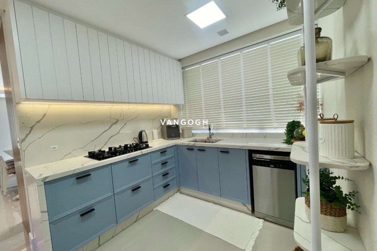 Apartamento 4 dormitórios Marie Antoinette, Meia Praia - ITAPEMA