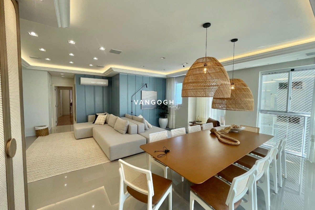 Apartamento 4 dormitórios Marie Antoinette, Meia Praia - ITAPEMA