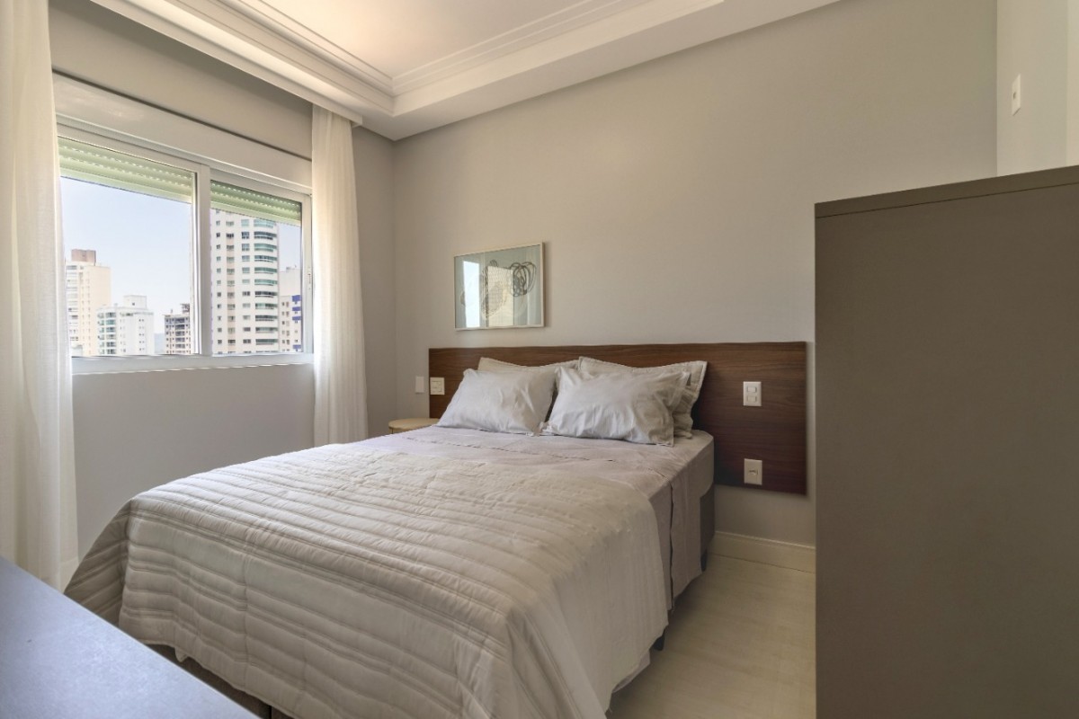 Apartamento 4 dormitórios Villa Serena Home Club, Quadra Mar - Balneário Camboriú