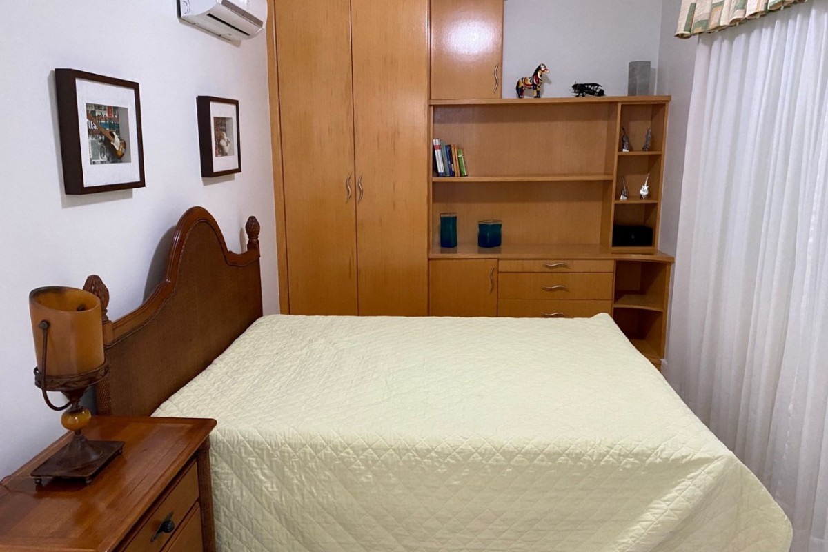 Apartamento 3 dormitórios Royal Palace, Frente Mar - Balneário Camboriú