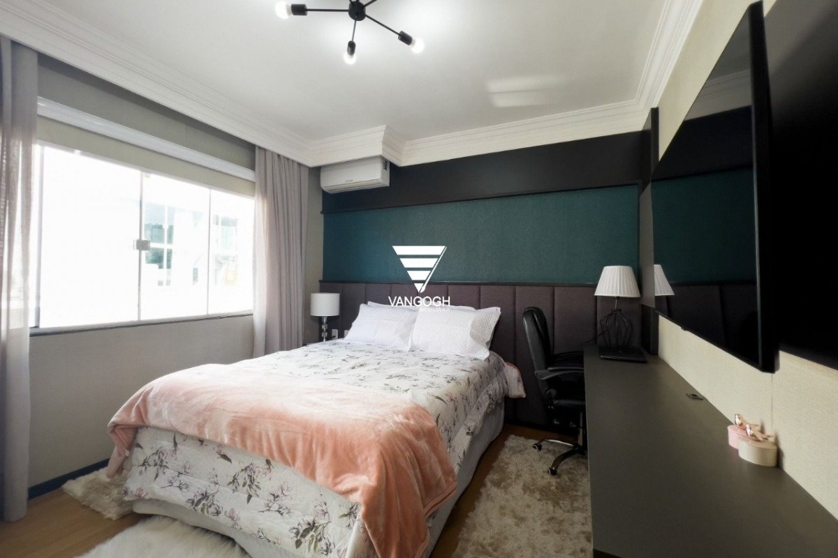 Casa 5 dormitórios , Praia dos Amores - Balneário Camboriú
