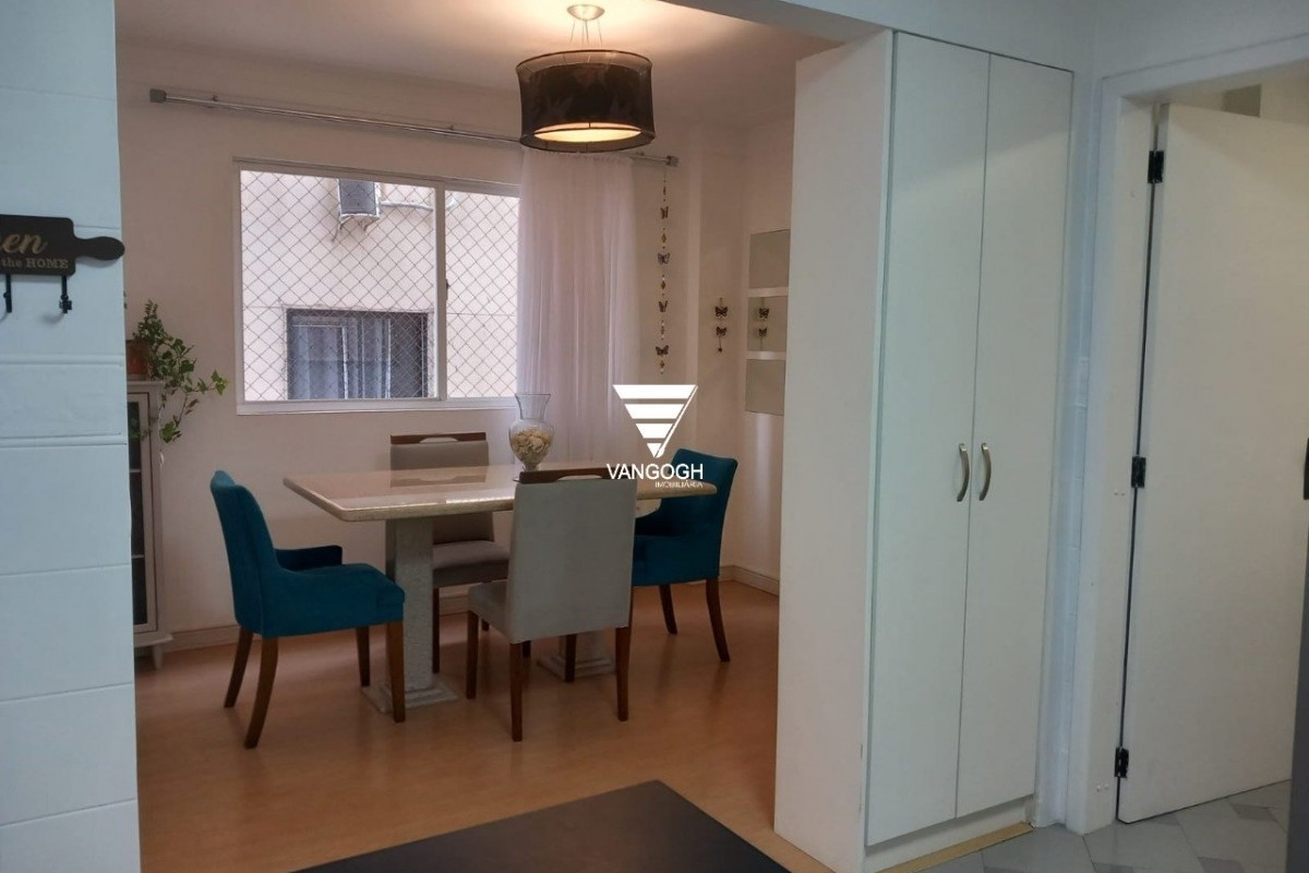 Apartamento 3 dormitórios Rainha Vitória, Quadra Mar - Balneário Camboriú