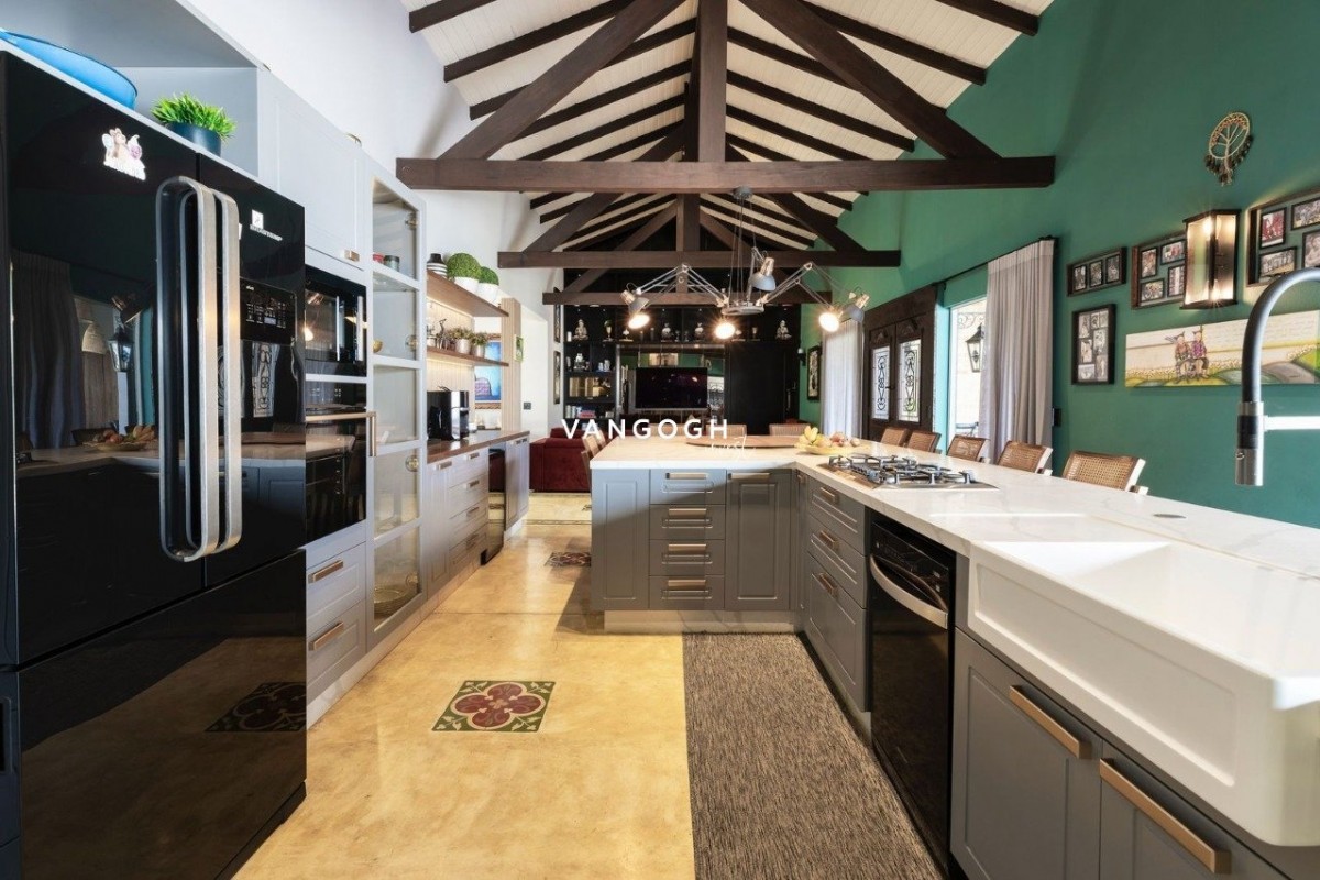 Casa 4 dormitórios , Barra - Balneário Camboriú