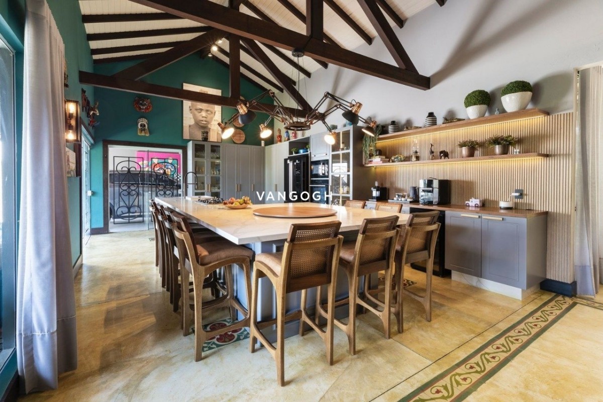 Casa 4 dormitórios , Barra - Balneário Camboriú
