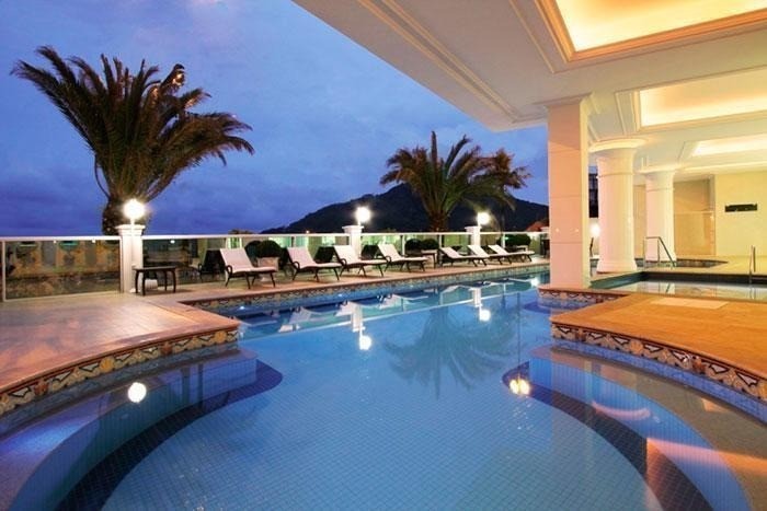 Apartamento 4 dormitórios Renaissance, Frente Mar - Balneário Camboriú