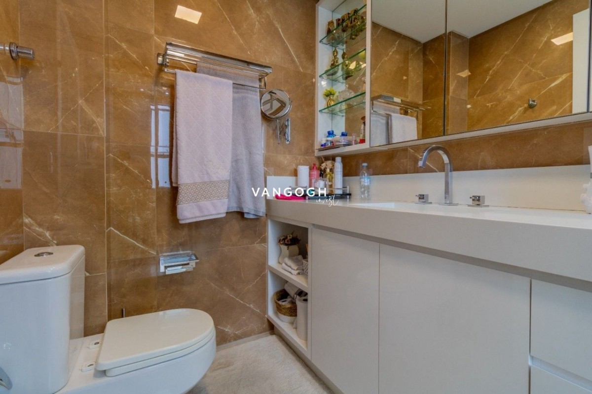 Apartamento 3 dormitórios Edifício Maresol, Centro - Balneário Camboriú