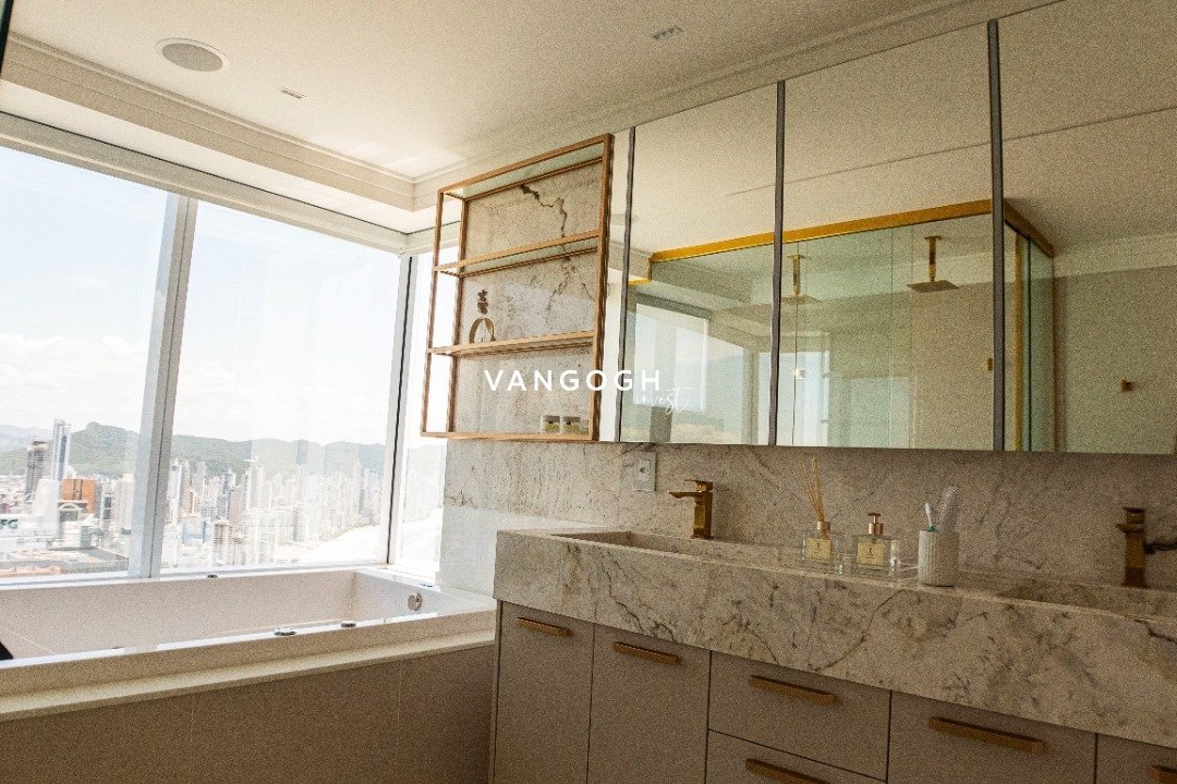 Apartamento 4 dormitórios One Tower  Residence, Frente Mar - Balneário Camboriú