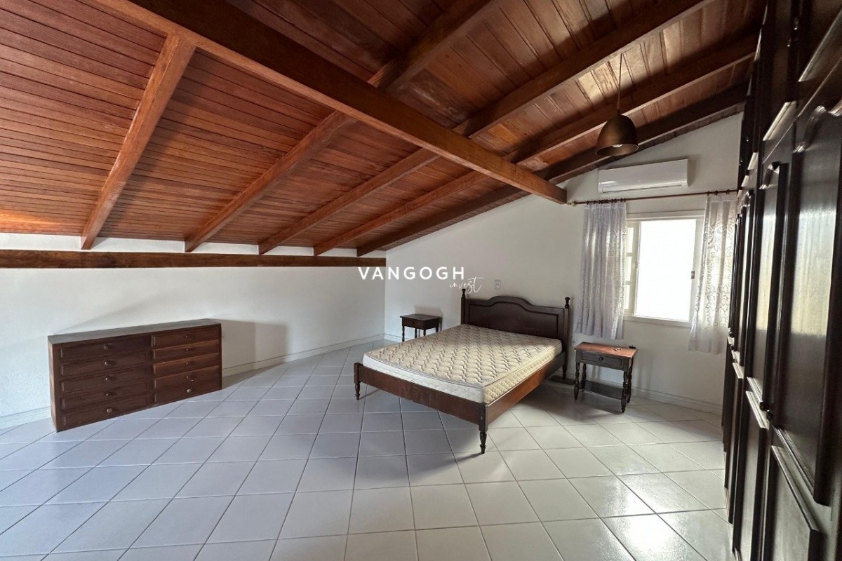 Casa 3 dormitórios , Centro - Balneário Camboriú