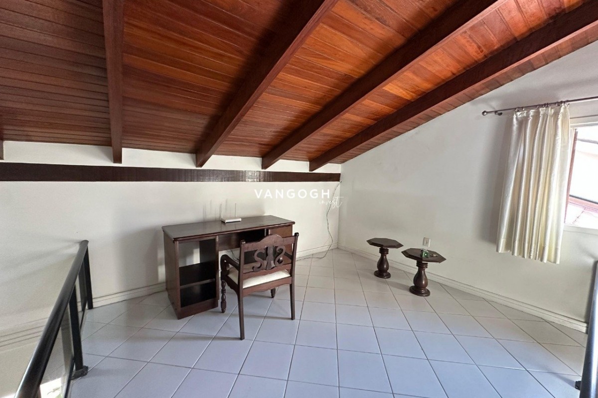 Casa 3 dormitórios , Centro - Balneário Camboriú