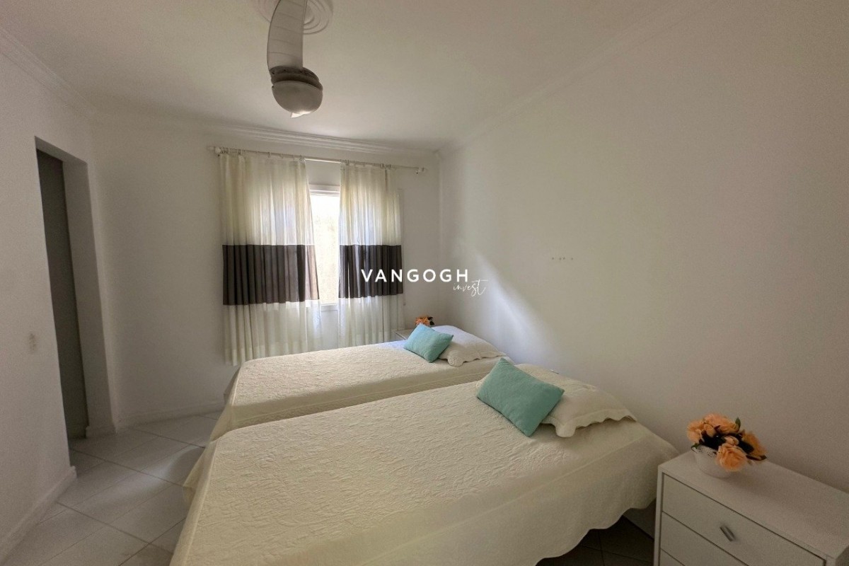 Casa 3 dormitórios , Centro - Balneário Camboriú