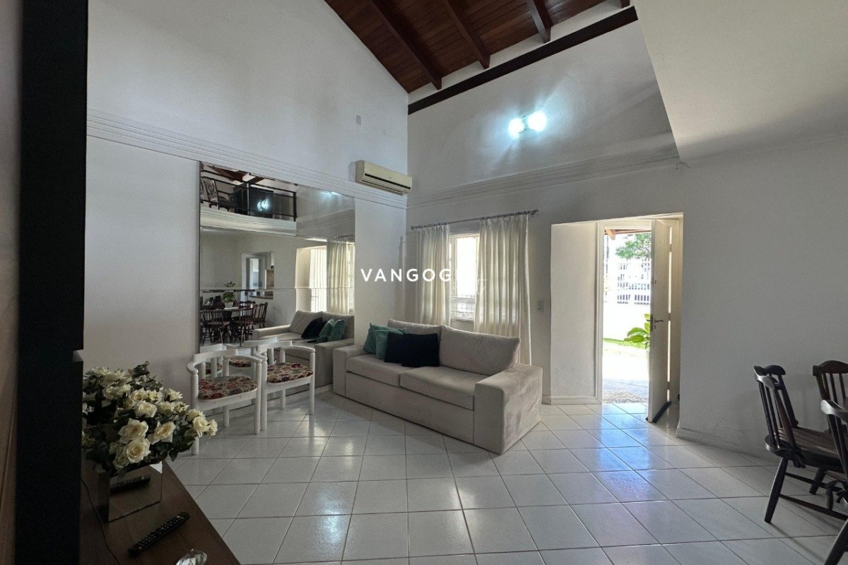 Casa 3 dormitórios , Centro - Balneário Camboriú