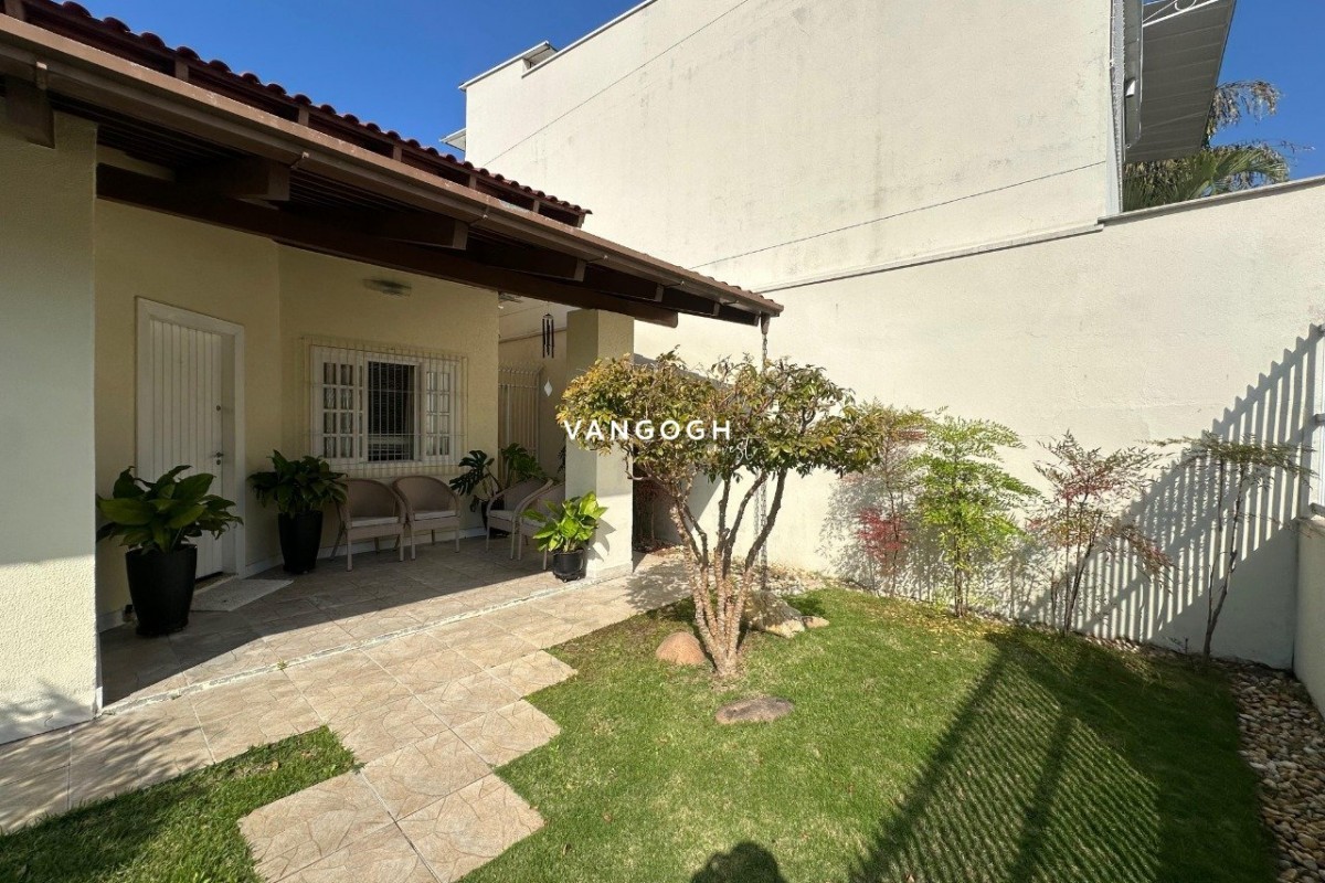 Casa 3 dormitórios , Centro - Balneário Camboriú