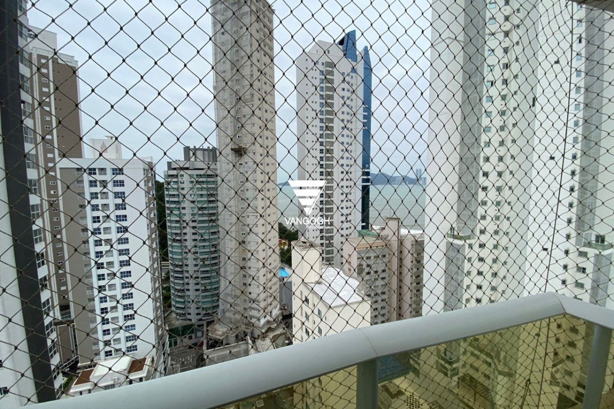 Apartamento 4 dormitórios Solar Gonçalves, Quadra Mar - Balneário Camboriú