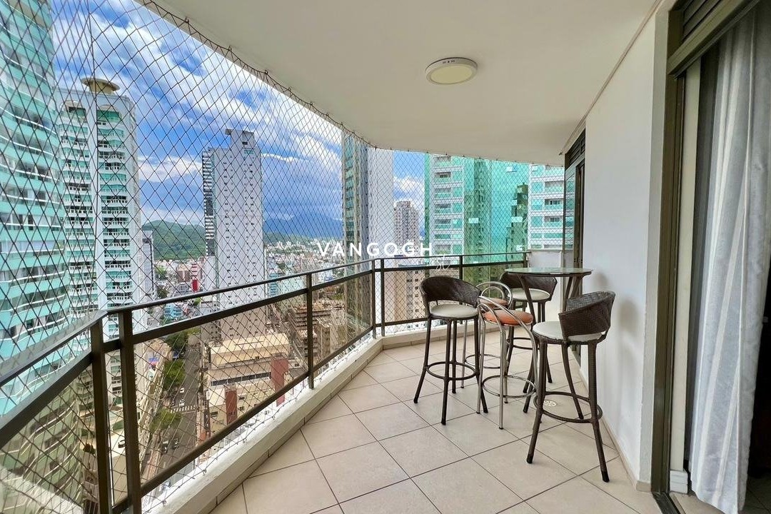 Apartamento 3 dormitórios Edifício Ruth de Sá, Barra Sul - Balneário Camboriú