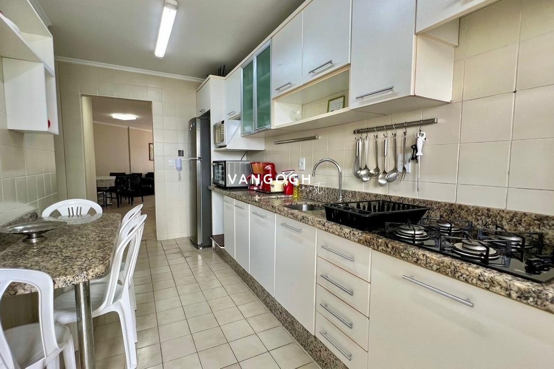 Apartamento 3 dormitórios Edifício Ruth de Sá, Barra Sul - Balneário Camboriú