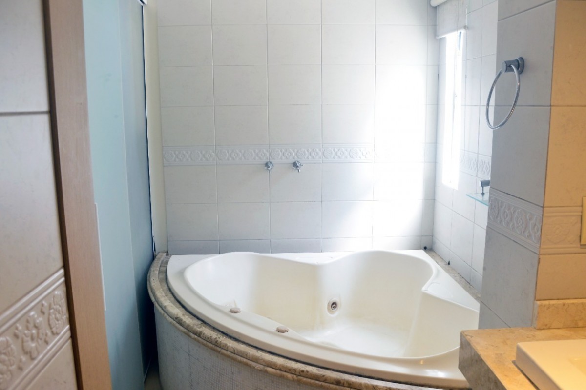 Apartamento 3 dormitórios Number One, Frente Mar - Balneário Camboriú