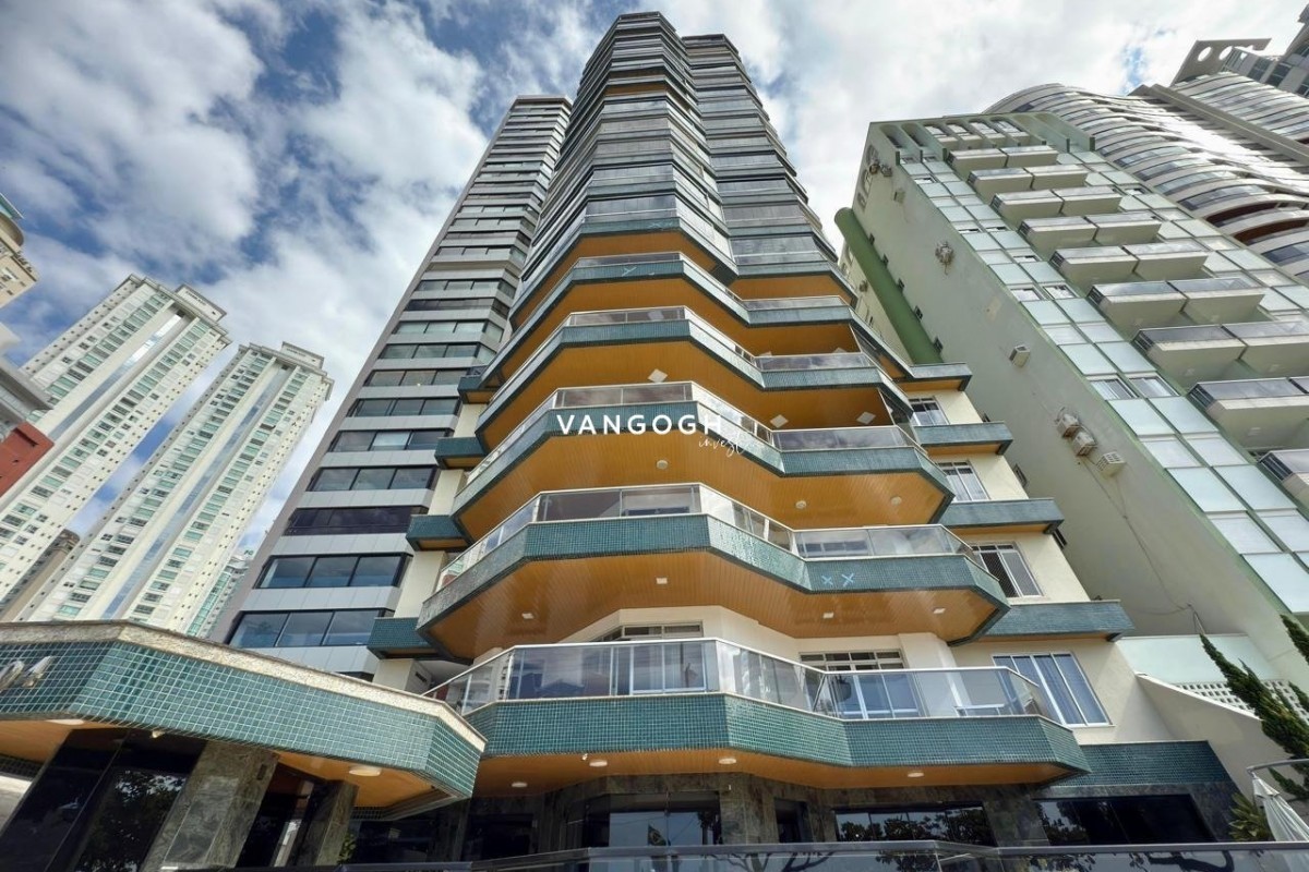 Apartamento 3 dormitórios Edifício Lago Maggiore, Centro - Balneário Camboriú