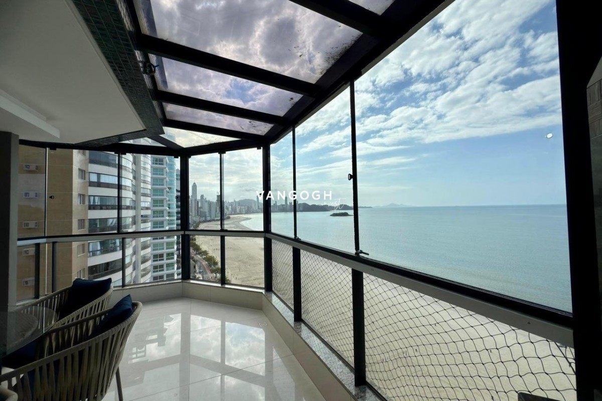 Apartamento 3 dormitórios Edifício Lago Maggiore, Centro - Balneário Camboriú