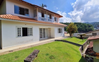 Casa 4 dormitórios , Praia dos Amores - Balneário Camboriú