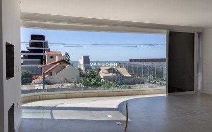 Apartamento 4 dormitórios Le Blanc Brava Résidence