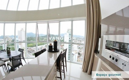 Apartamento 4 dormitórios Le Majestic, Quadra Mar - Balneário Camboriú