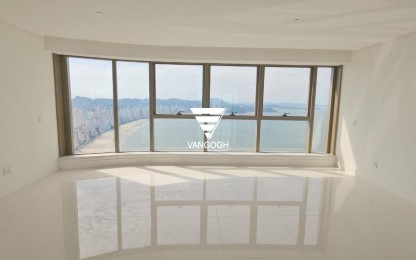 Apartamento 4 dormitórios Yachthouse, Quadra Mar - Balneário Camboriú
