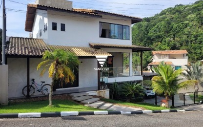 Casa em Condomínio 4 dormitórios Reidencial Ariribá, Ariribá - Balneário Camboriú