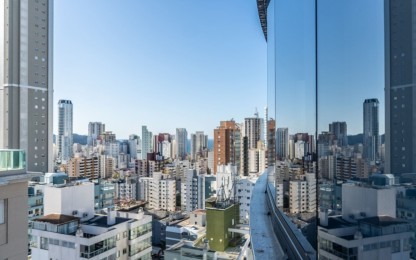 Apartamento 4 dormitórios Villa Castelli