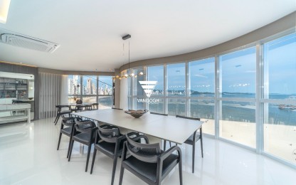 Apartamento 4 dormitórios Ibiza Towers, Frente Mar - Balneário Camboriú