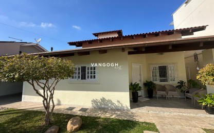 Casa 3 dormitórios , Centro - Balneário Camboriú