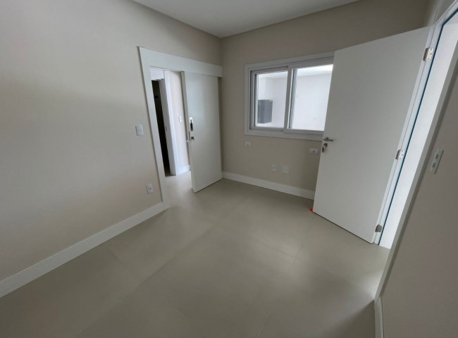 Casa em Condomínio 3 dormitórios Caledônia Private Village, Santa Regina - Camboriú