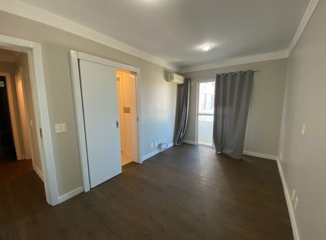 Apartamento 3 dormitórios Emerald Residence, Praia Brava - Itajaí