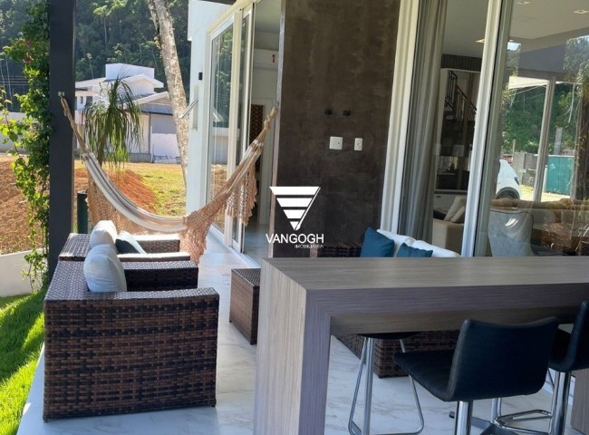 Casa em Condomínio 3 dormitórios Residencial Haras Rio do Ouro, Ariribá - Balneário Camboriú