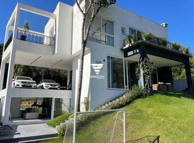 Casa em Condomínio 3 dormitórios Residencial Haras Rio do Ouro, Ariribá - Balneário Camboriú