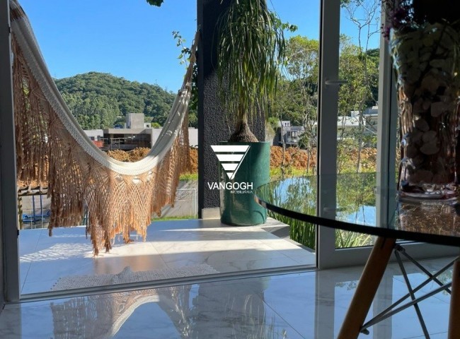 Casa em Condomínio 3 dormitórios Residencial Haras Rio do Ouro, Ariribá - Balneário Camboriú