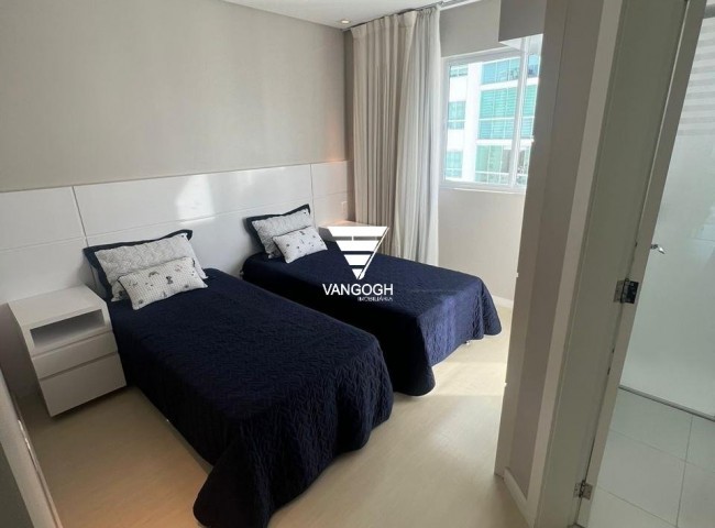 Apartamento 3 dormitórios Torre de Lyon, Pioneiros - Balneário Camboriú