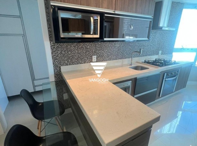 Apartamento 3 dormitórios Torre de Lyon, Pioneiros - Balneário Camboriú