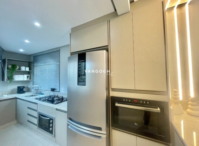 Apartamento 3 dormitórios Edifício Yverdon, Centro - Balneário Camboriú