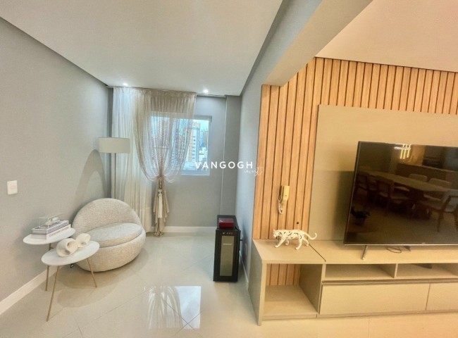 Apartamento 3 dormitórios Edifício Yverdon, Centro - Balneário Camboriú