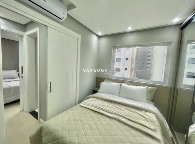 Apartamento 3 dormitórios Edifício Yverdon, Centro - Balneário Camboriú