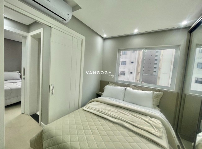 Apartamento 3 dormitórios Edifício Yverdon, Centro - Balneário Camboriú