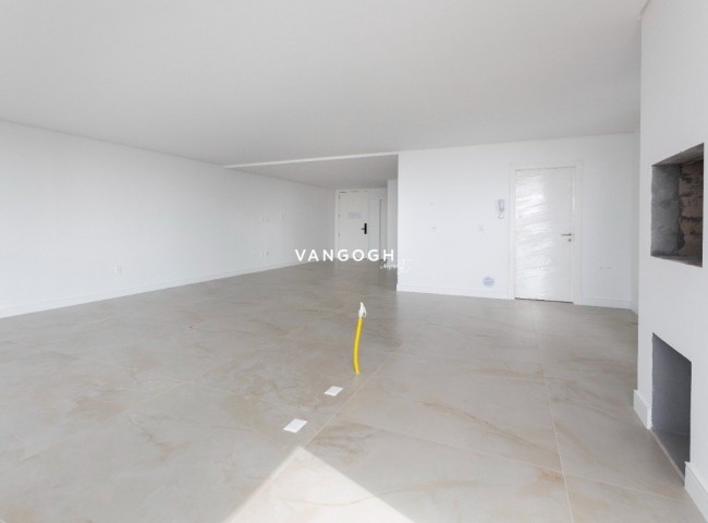 Apartamento 4 dormitórios Le Blanc Brava Résidence